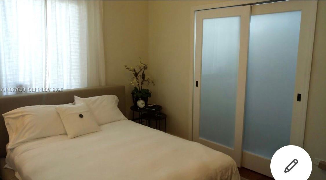 5718 SW 48th St South Miami, FL 33155