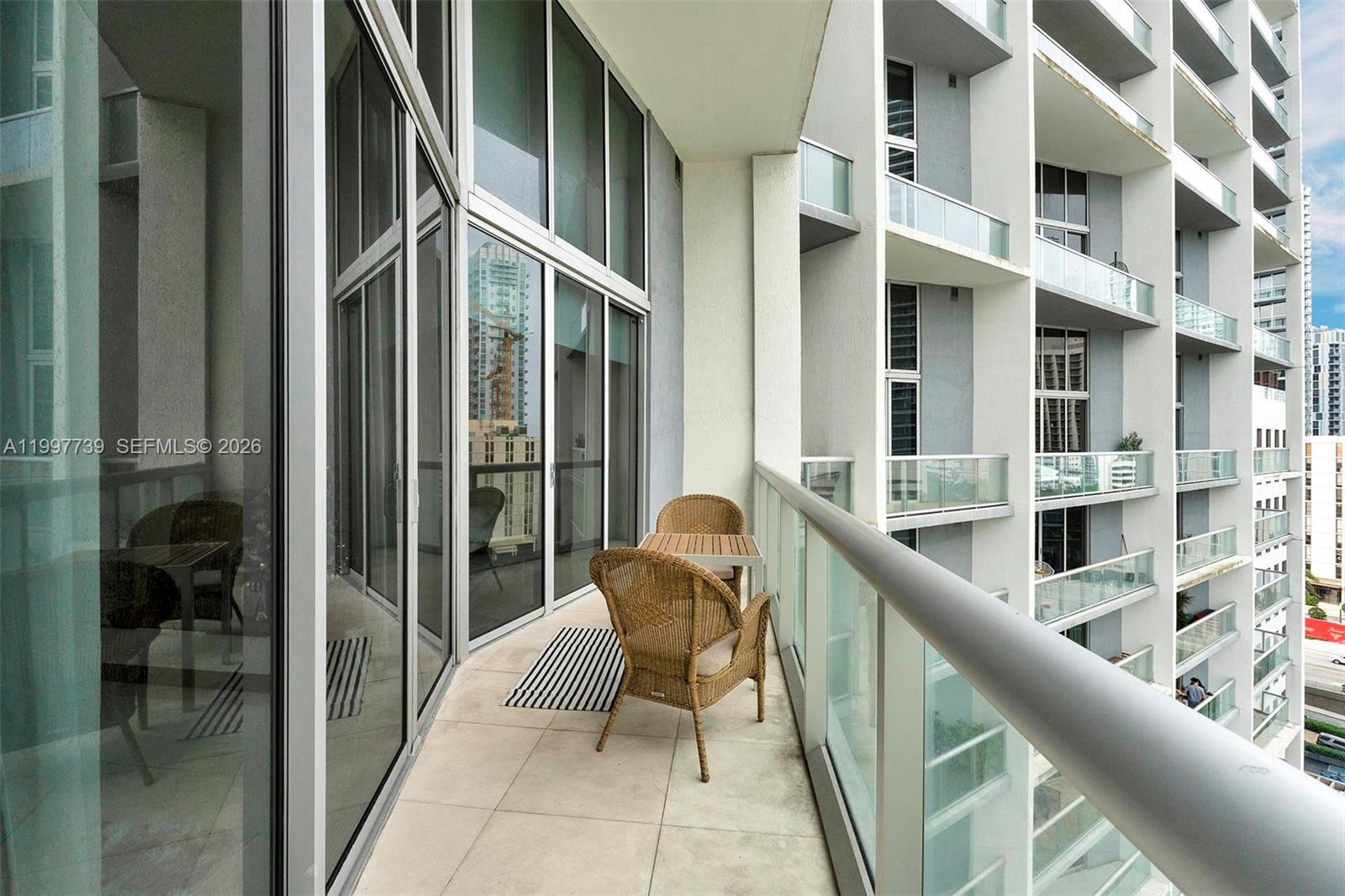 image Icon Brickell I14