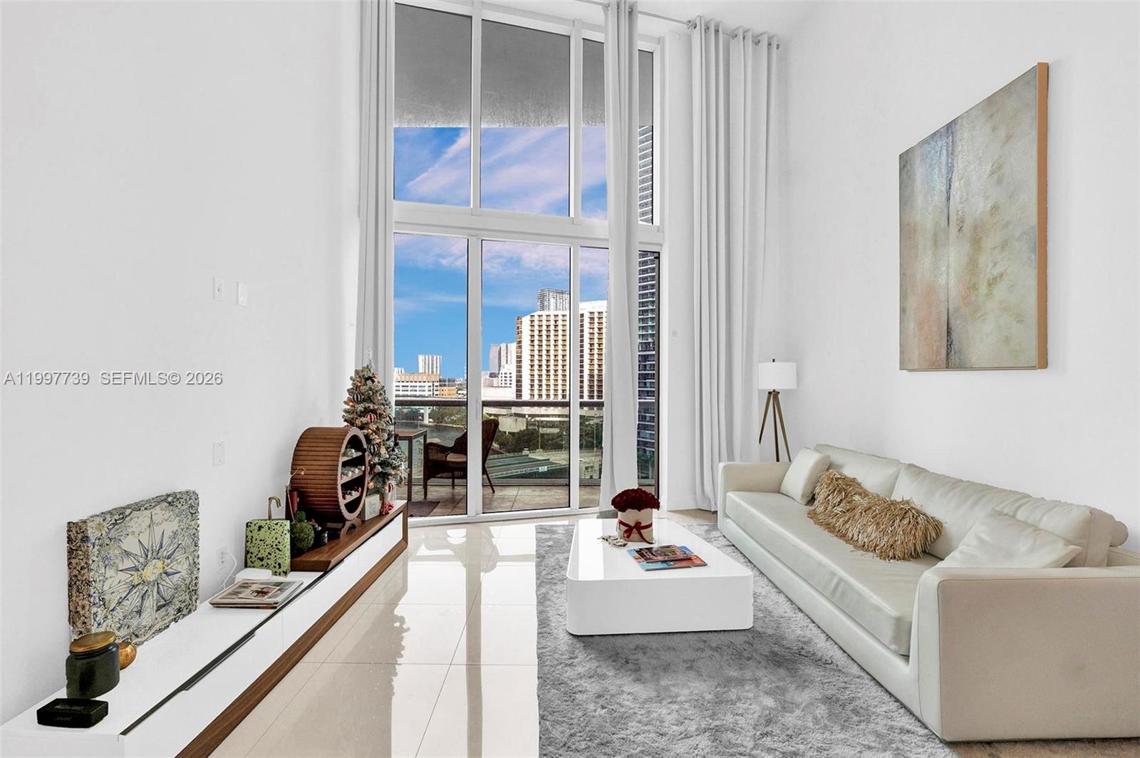 image Icon Brickell I1