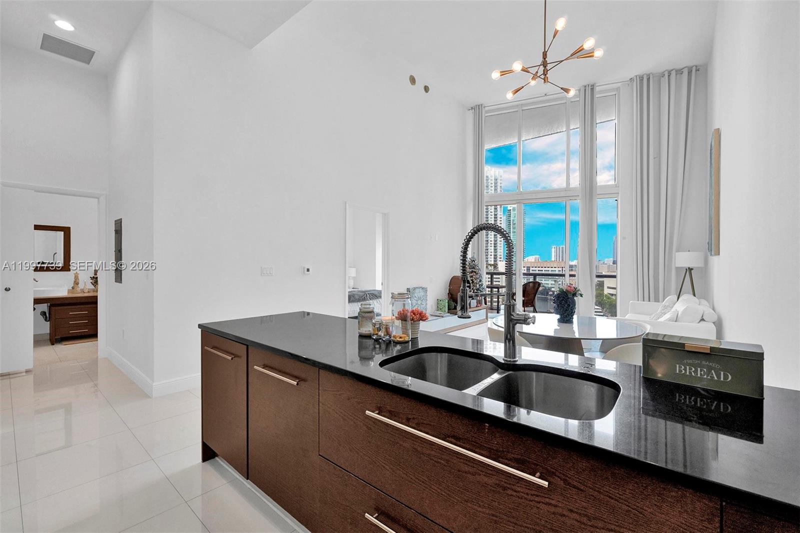 image Icon Brickell I3