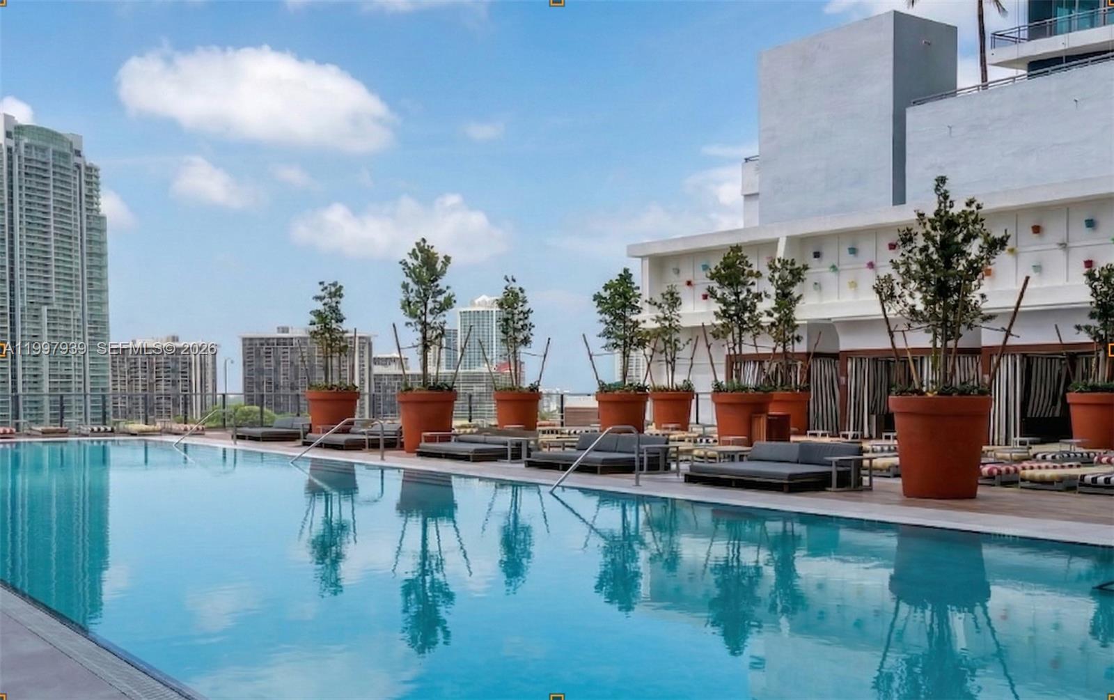 image Dua Miami (SLS Brickell)15