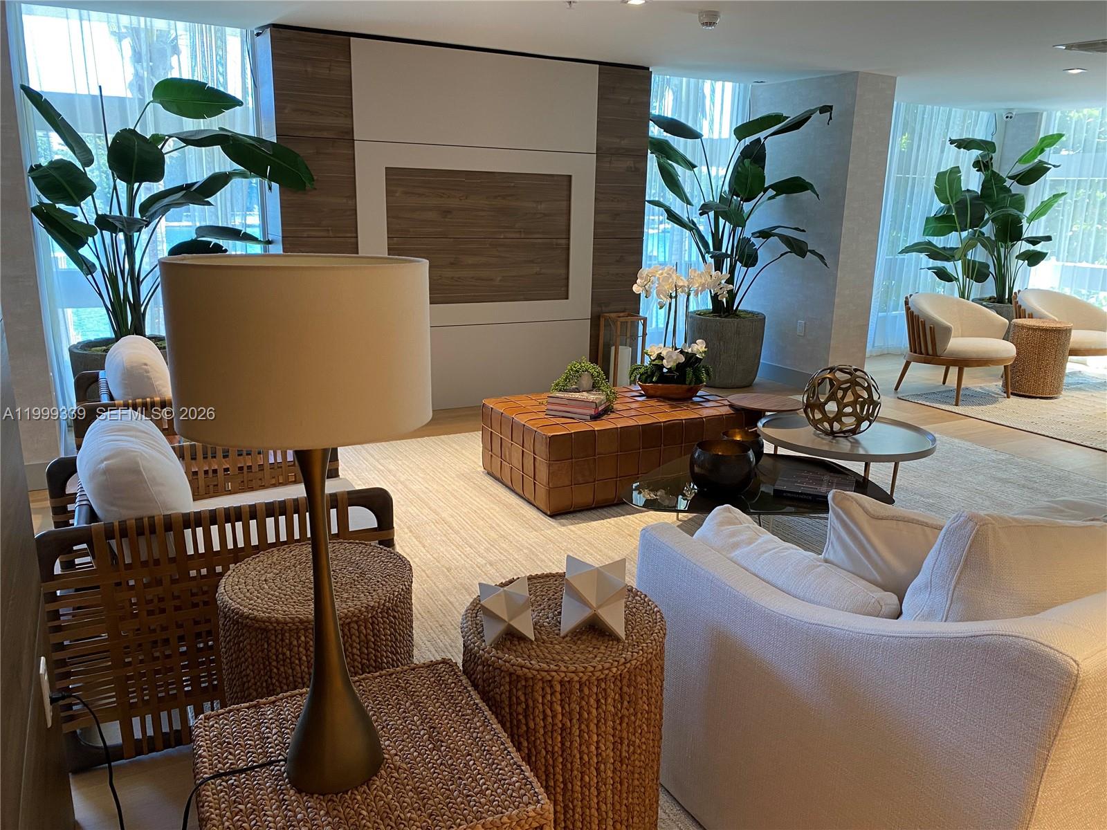 9521 E Bay Hbr Dr #605 Bay Harbor Islands, FL 33154