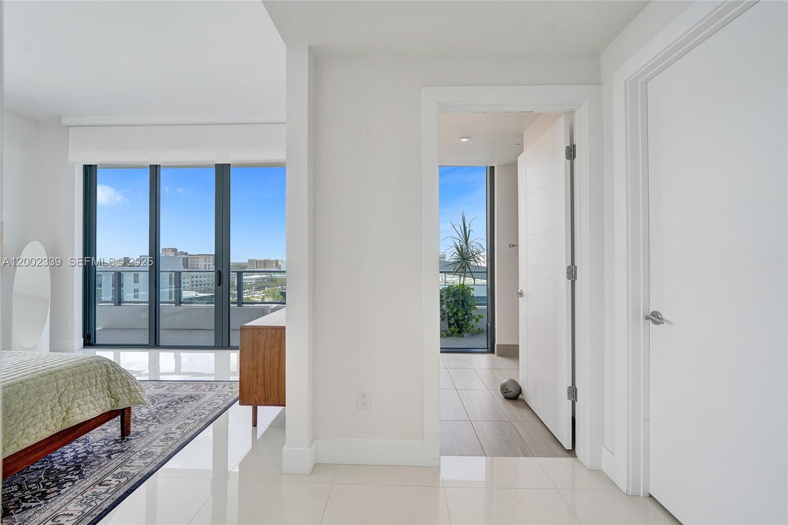 2960 NE 207th St #1205 Aventura, FL 33180