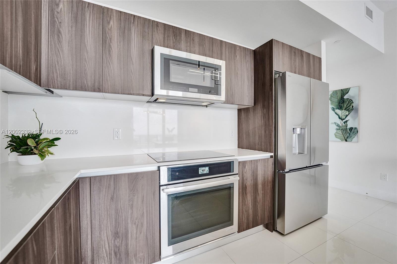 2960 NE 207th St #1205 Aventura, FL 33180