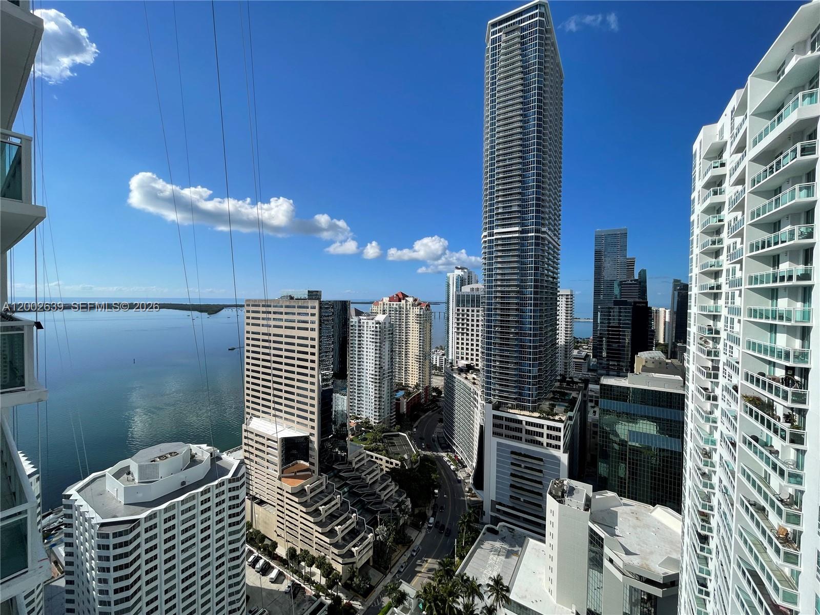 950 Brickell Bay Dr #3703 Miami, FL 33131