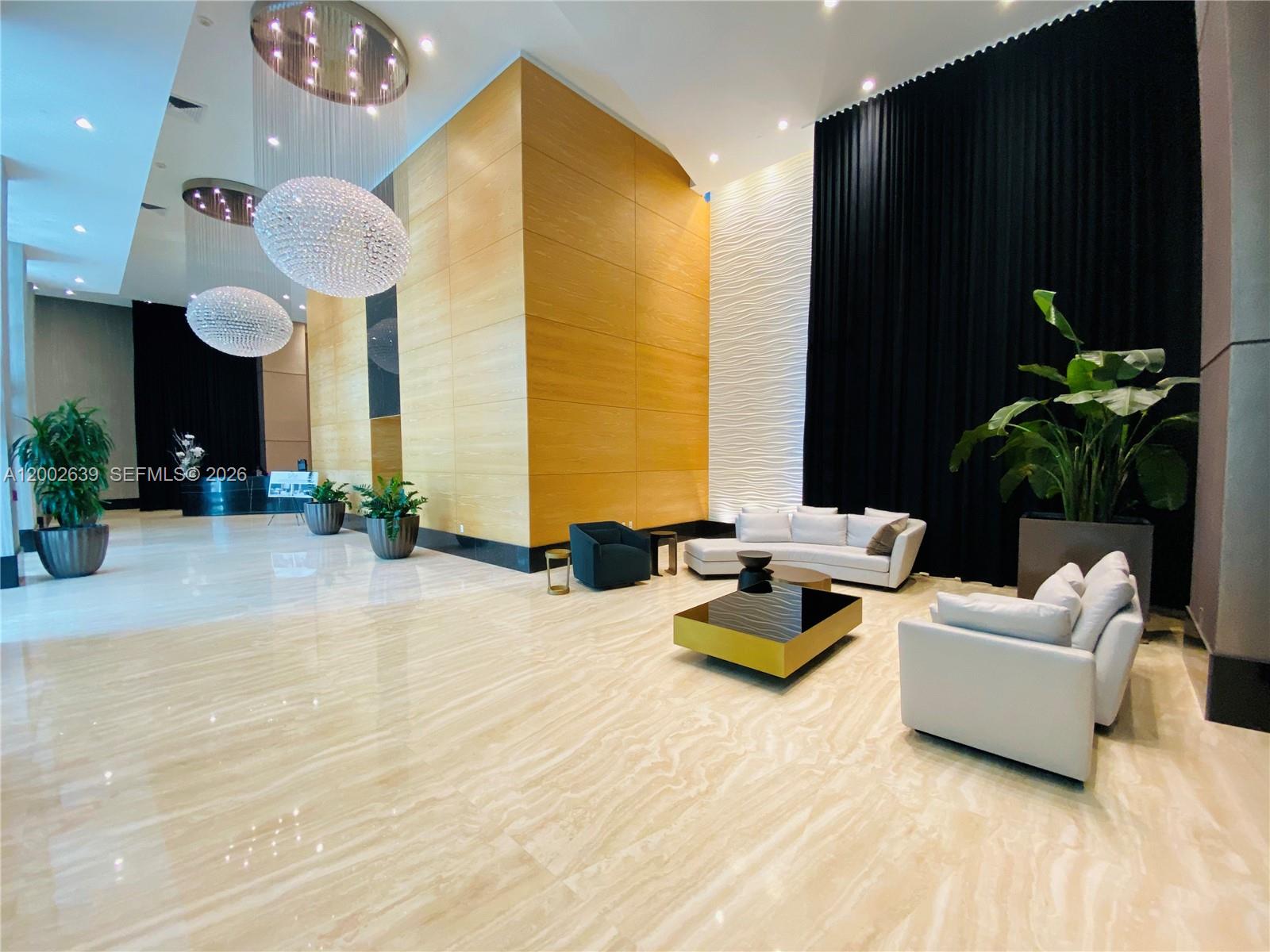 950 Brickell Bay Dr #3703 Miami, FL 33131