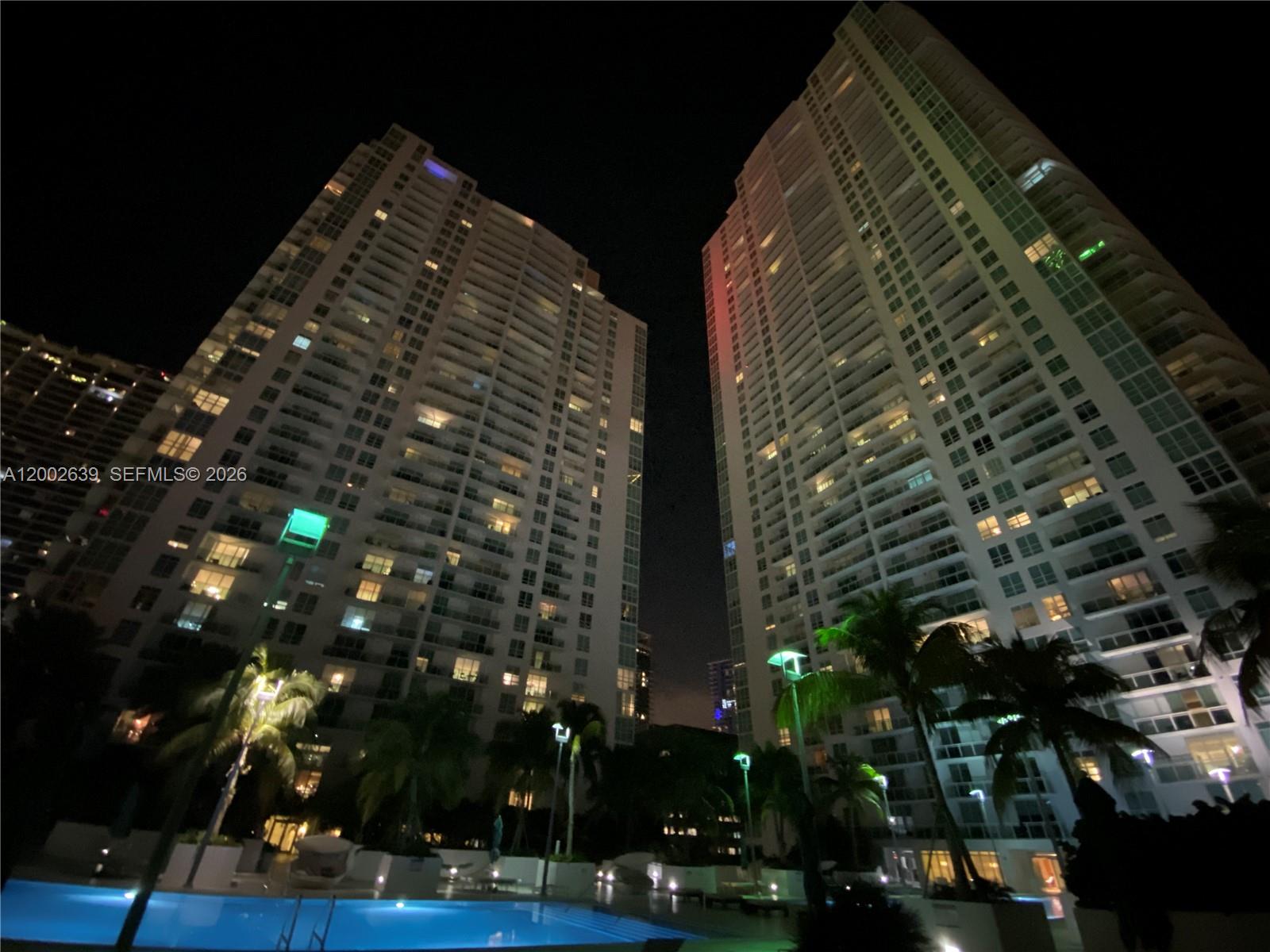 950 Brickell Bay Dr #3703 Miami, FL 33131
