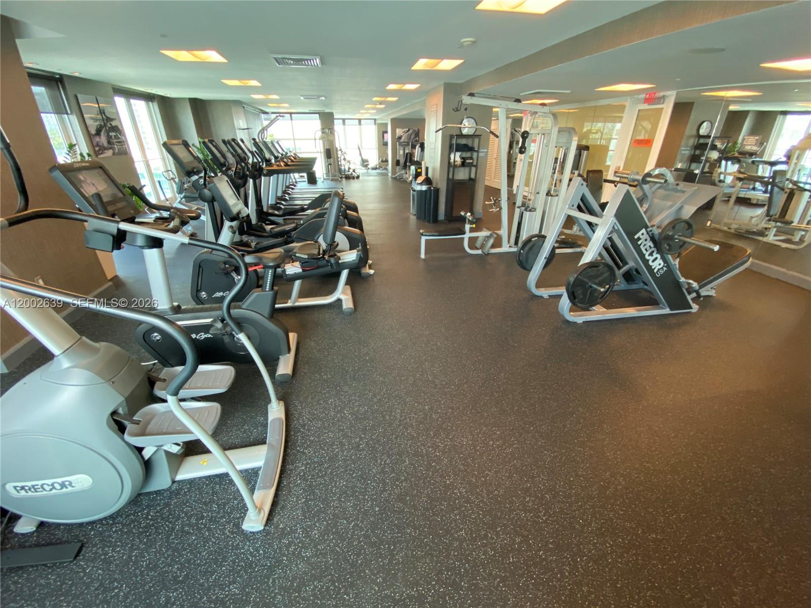 950 Brickell Bay Dr #3703 Miami, FL 33131