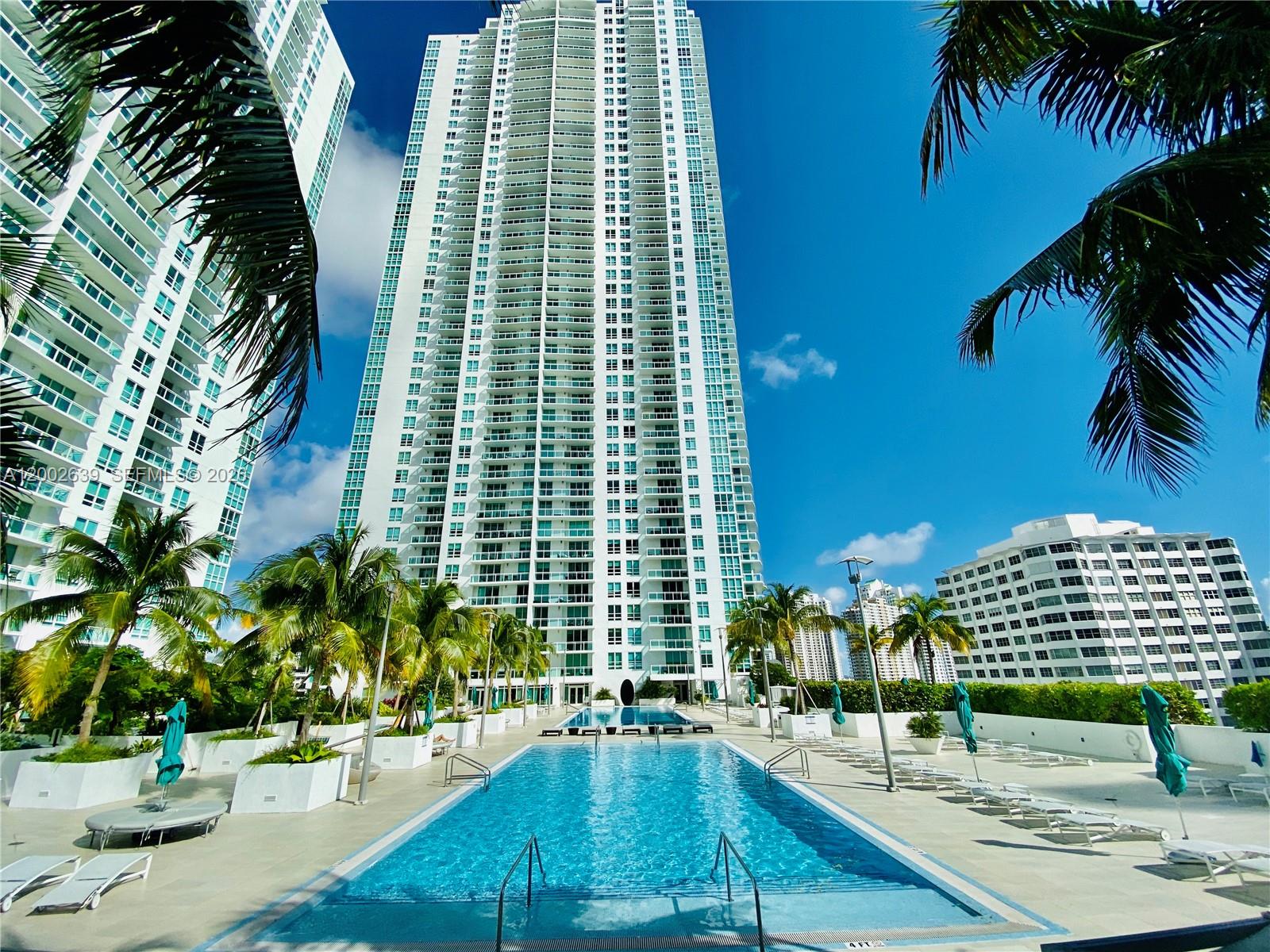 950 Brickell Bay Dr #3703 Miami, FL 33131