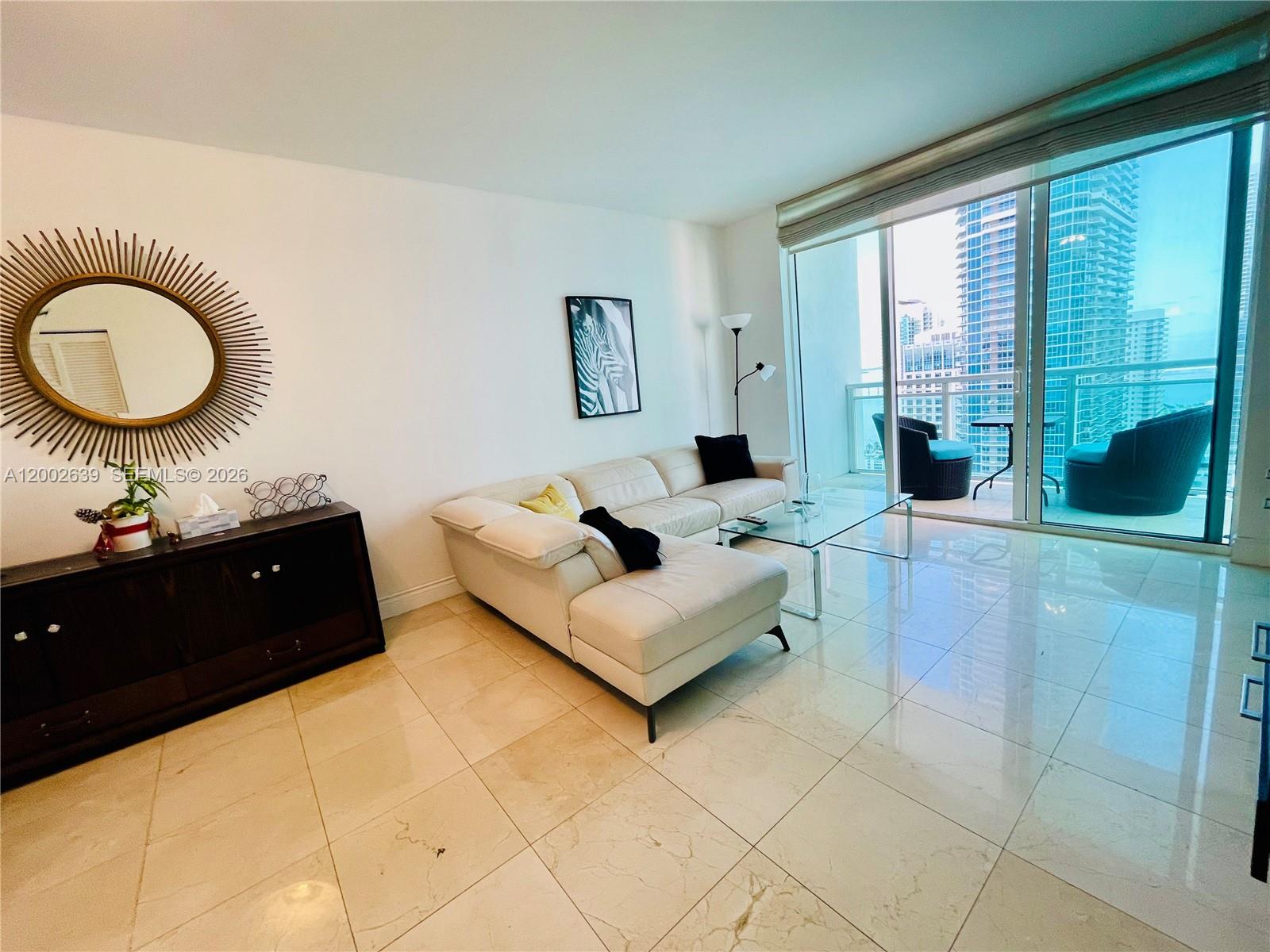 950 Brickell Bay Dr #3703 Miami, FL 33131