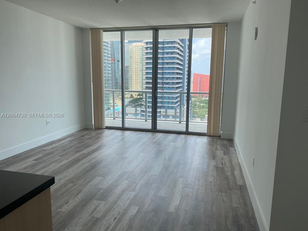 image Axis on Brickell South4