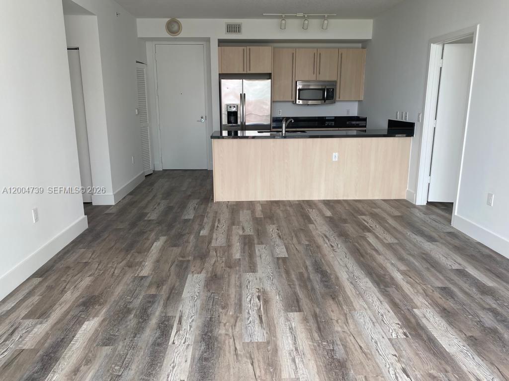 image Axis on Brickell South8