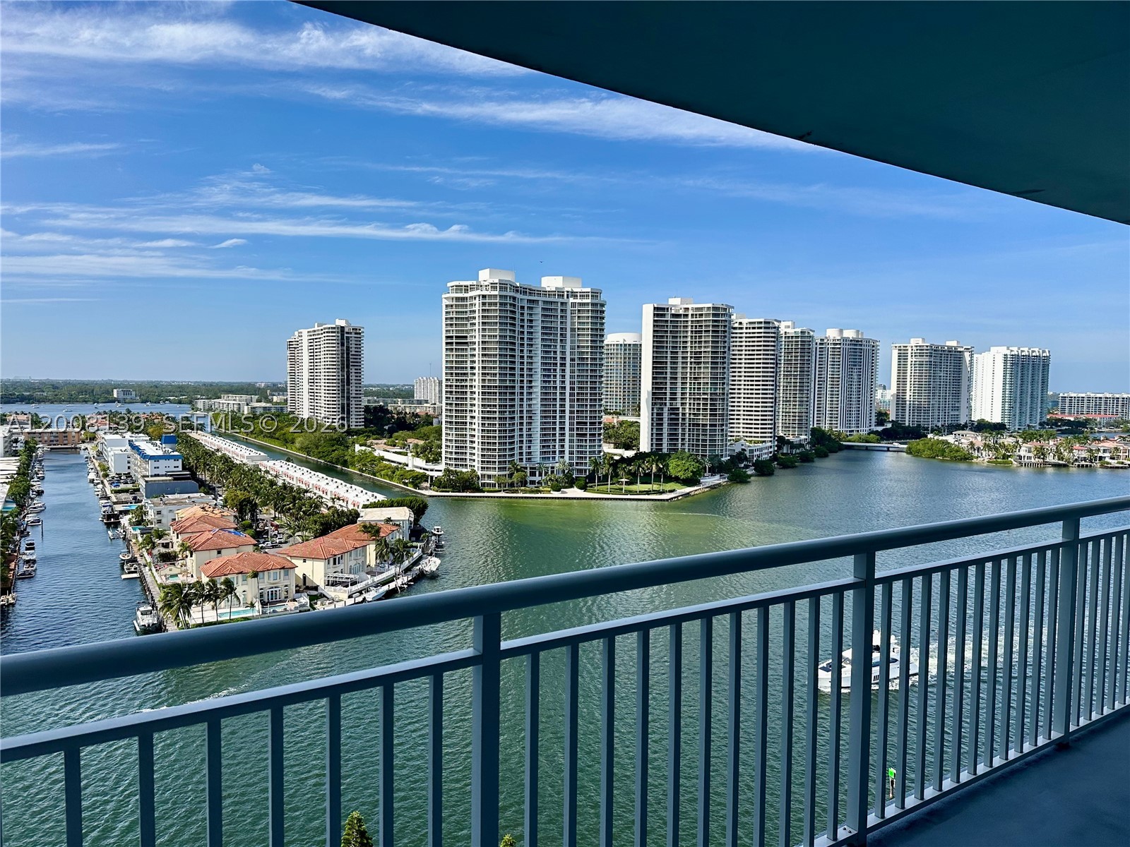 image Winston Towers 50033