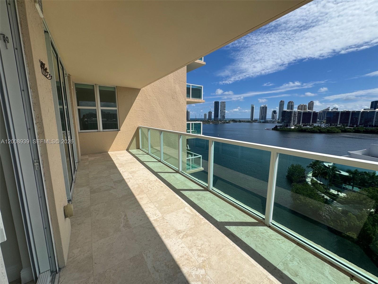image Aventura Marina 225