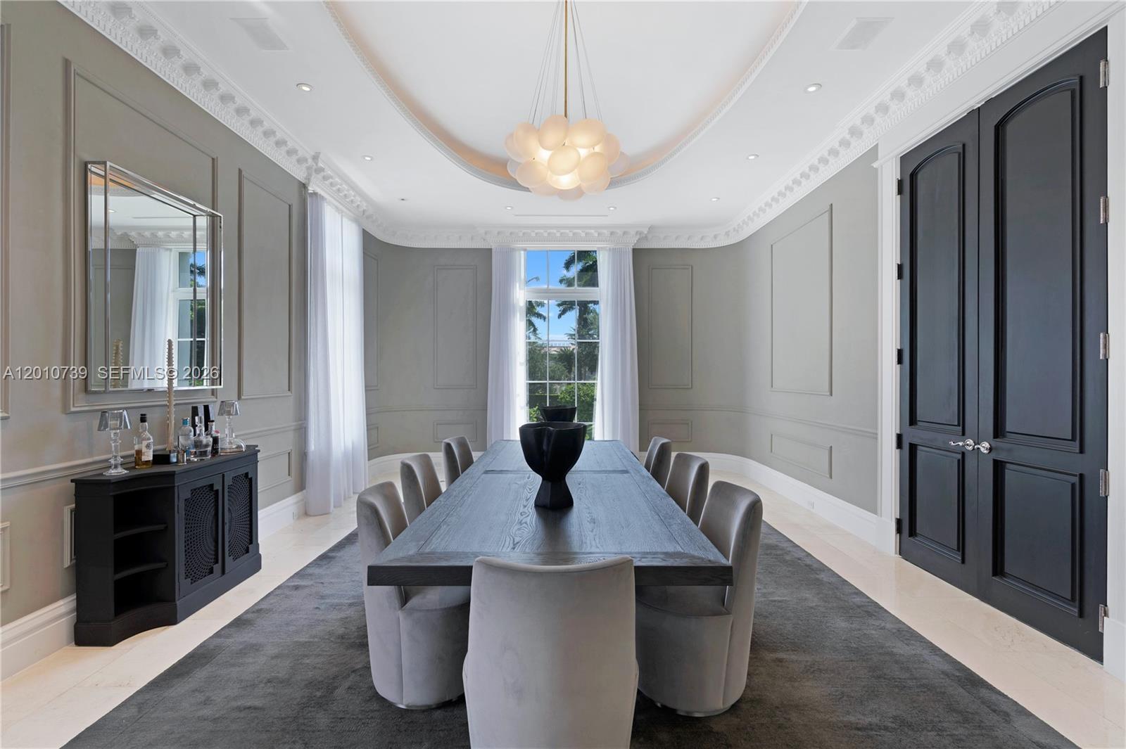 26 Tahiti Bch Is Rd Coral Gables, FL 33143