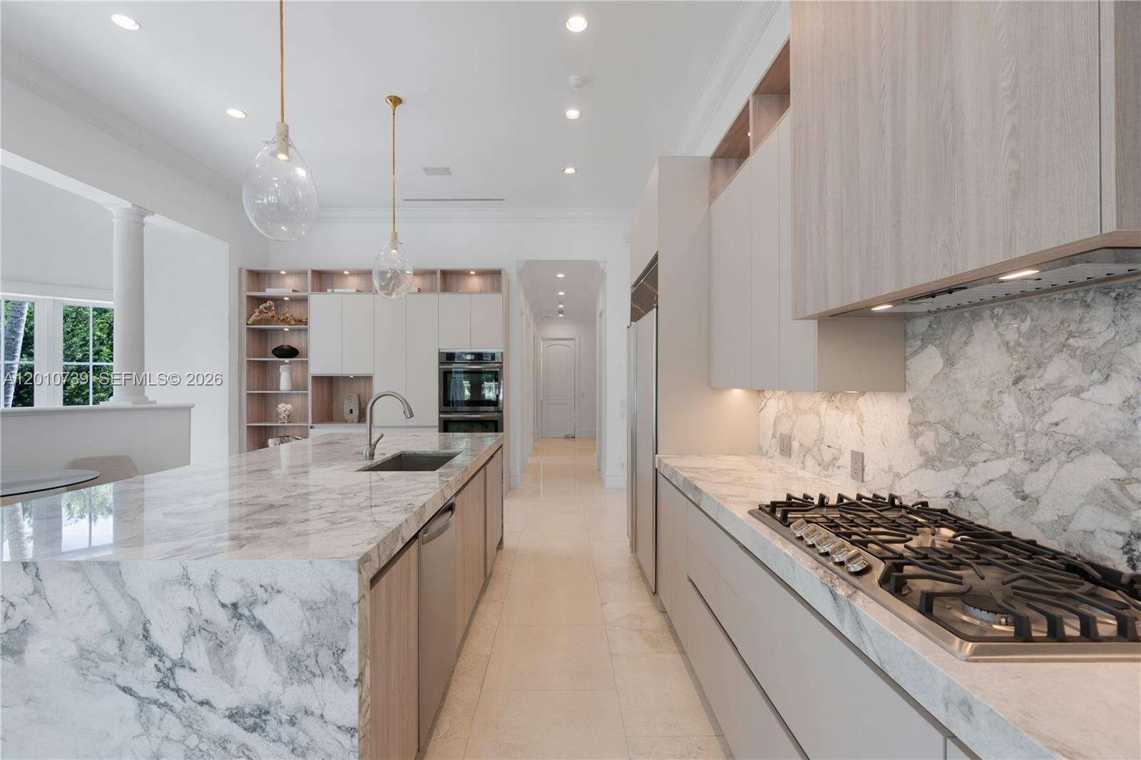 26 Tahiti Bch Is Rd Coral Gables, FL 33143