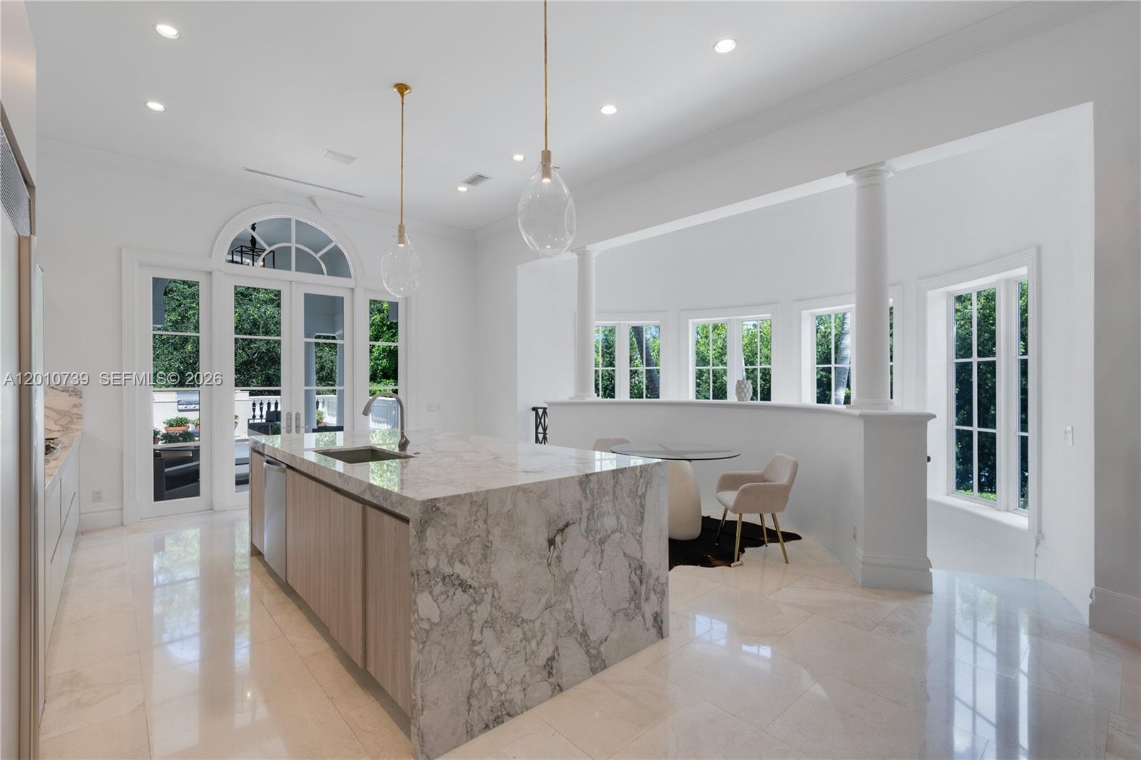 26 Tahiti Bch Is Rd Coral Gables, FL 33143