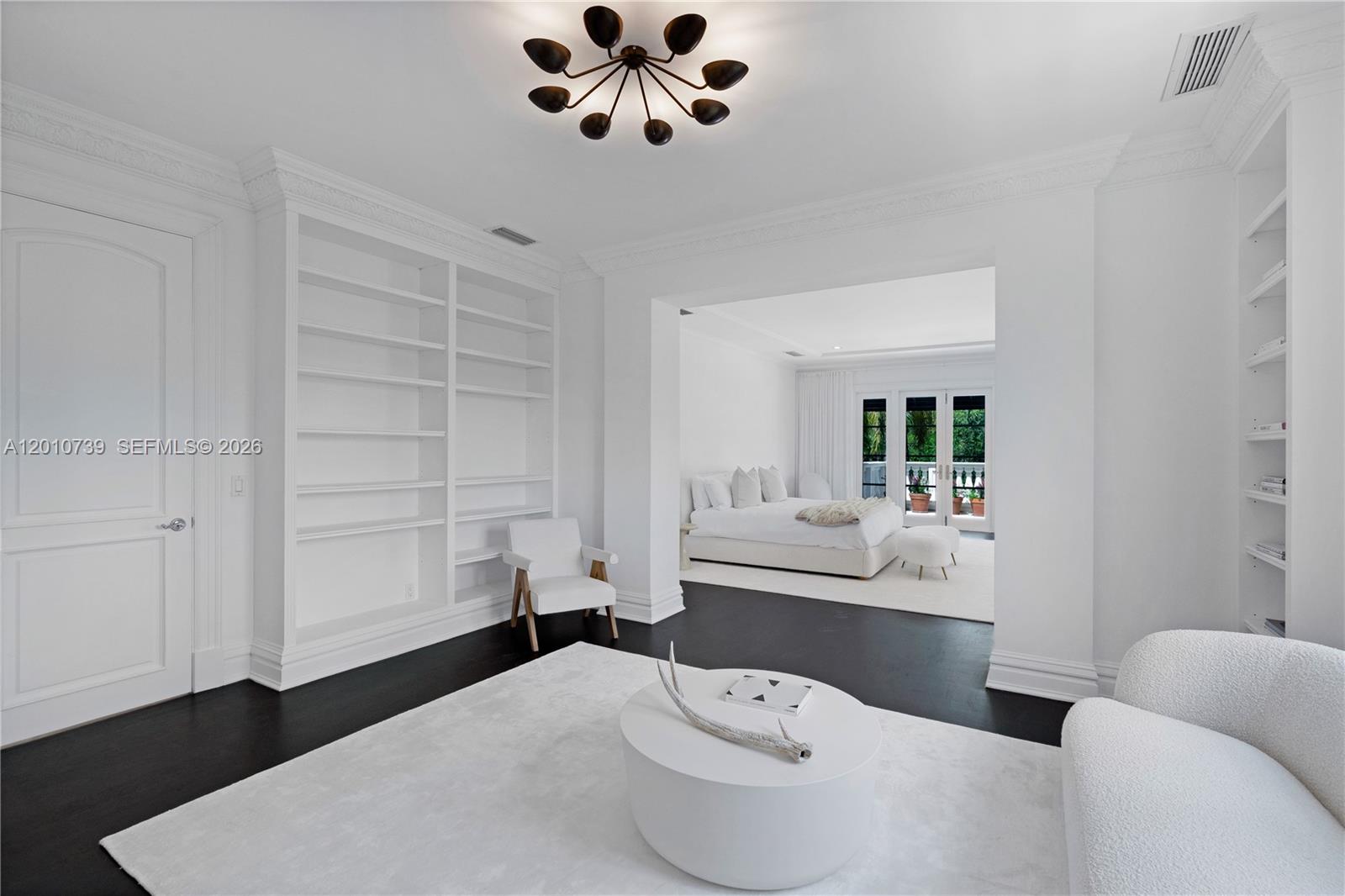 26 Tahiti Bch Is Rd Coral Gables, FL 33143