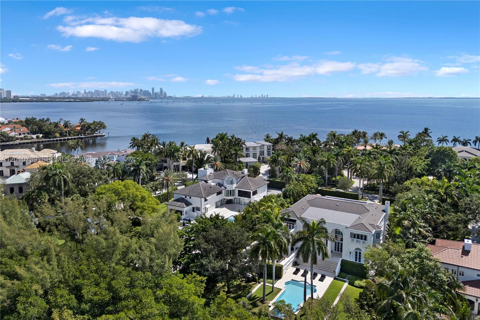 26 Tahiti Bch Is Rd Coral Gables, FL 33143