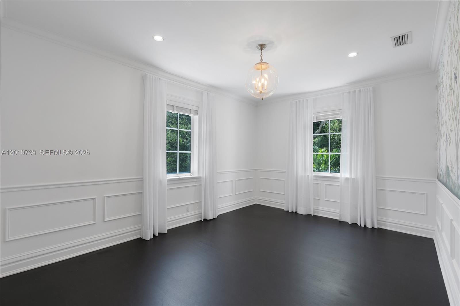 26 Tahiti Bch Is Rd Coral Gables, FL 33143