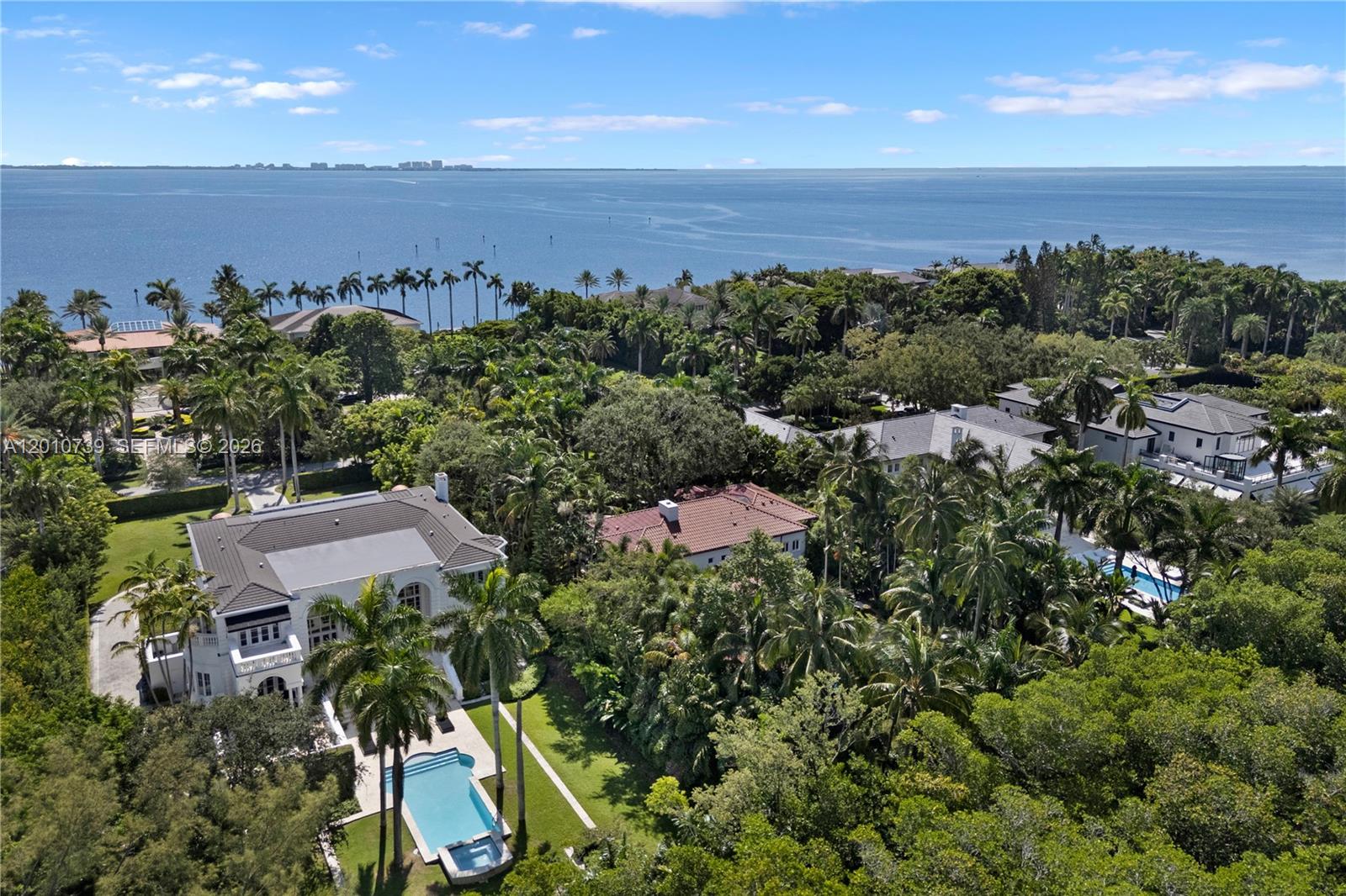 26 Tahiti Bch Is Rd Coral Gables, FL 33143