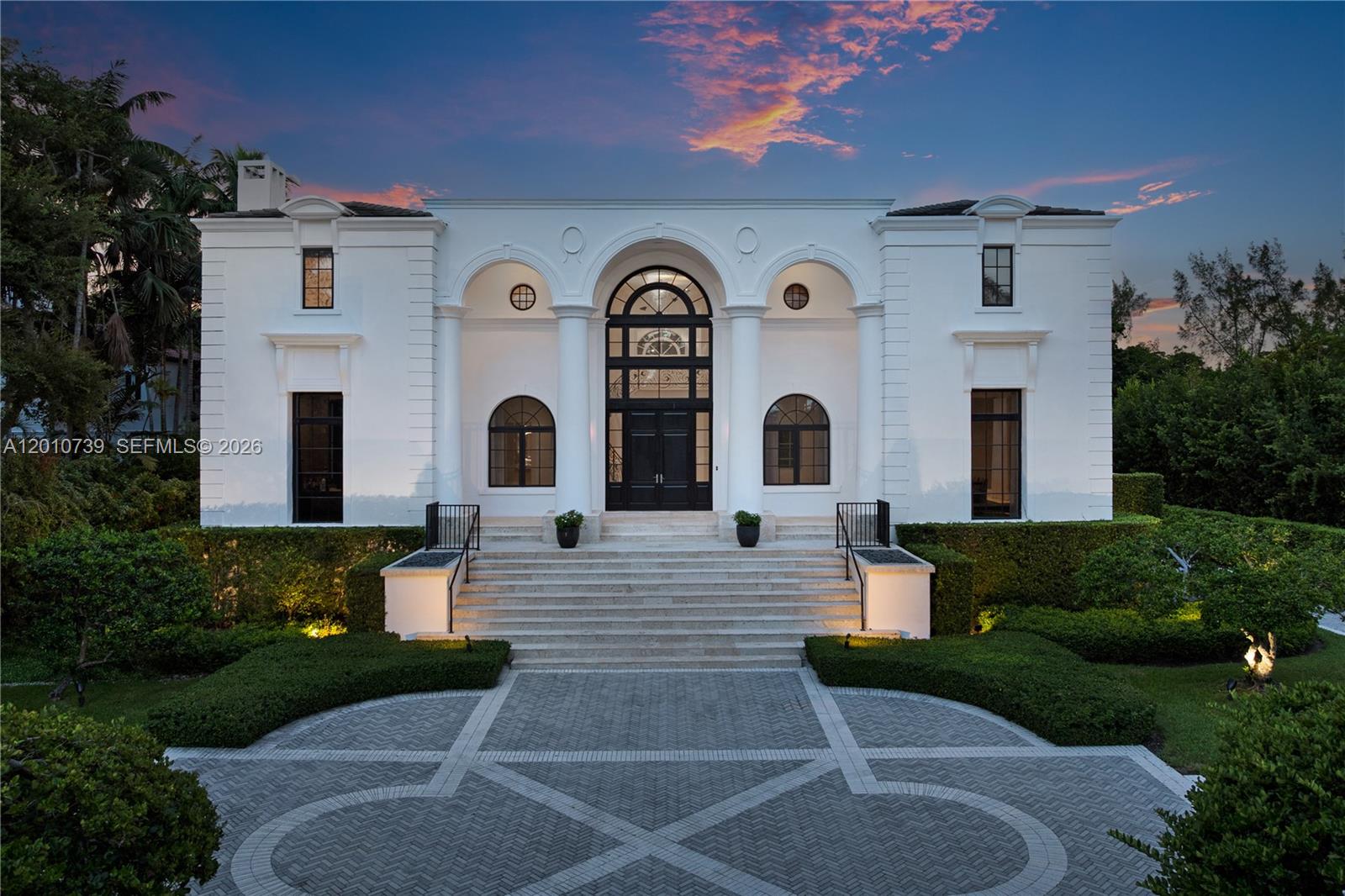 26 Tahiti Bch Is Rd Coral Gables, FL 33143