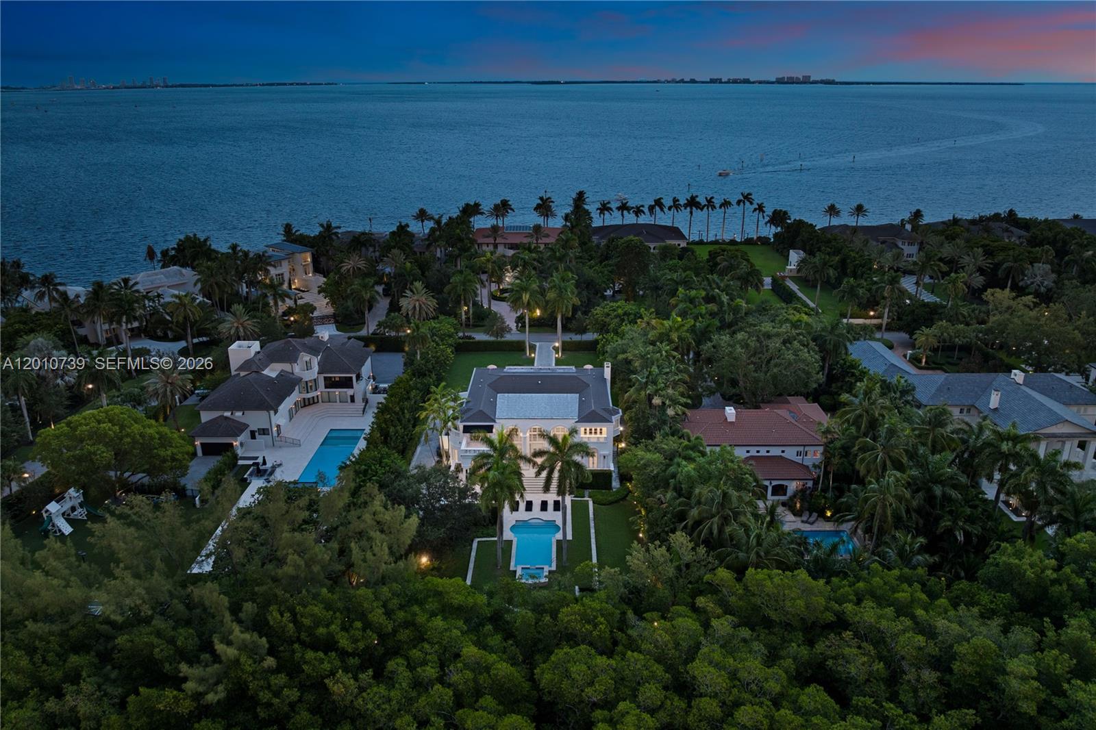 26 Tahiti Bch Is Rd Coral Gables, FL 33143