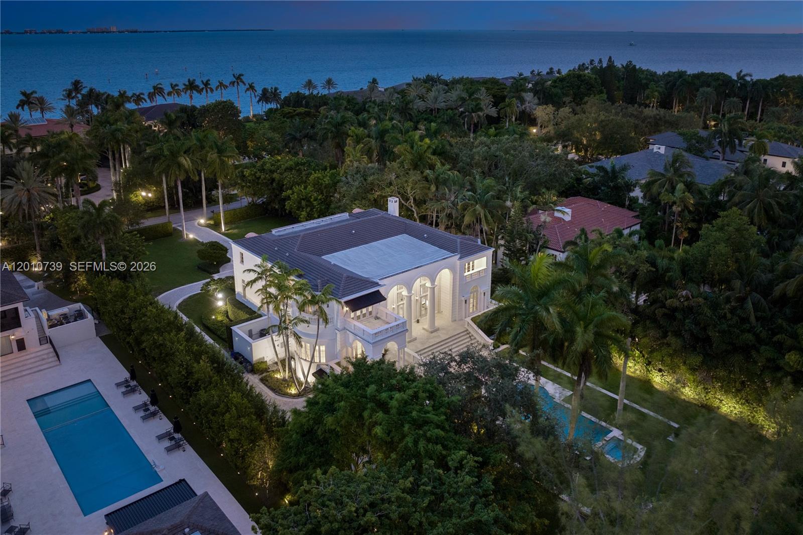 26 Tahiti Bch Is Rd Coral Gables, FL 33143