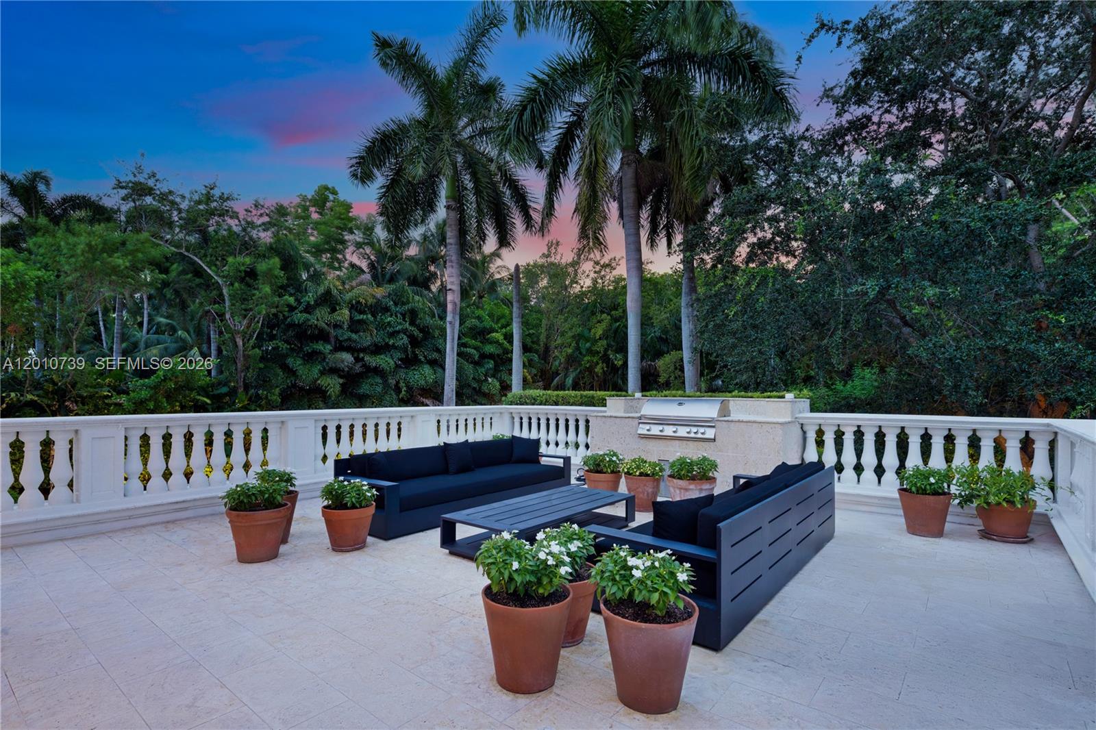 26 Tahiti Bch Is Rd Coral Gables, FL 33143