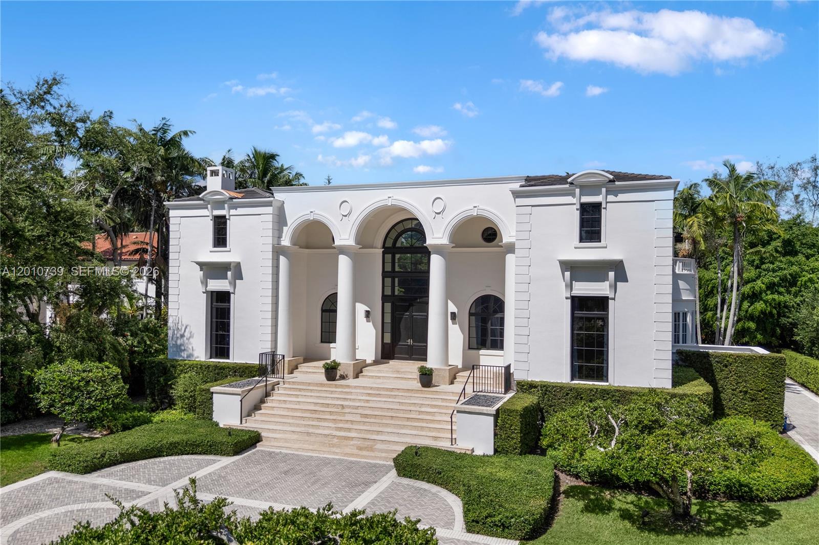 26 Tahiti Bch Is Rd Coral Gables, FL 33143