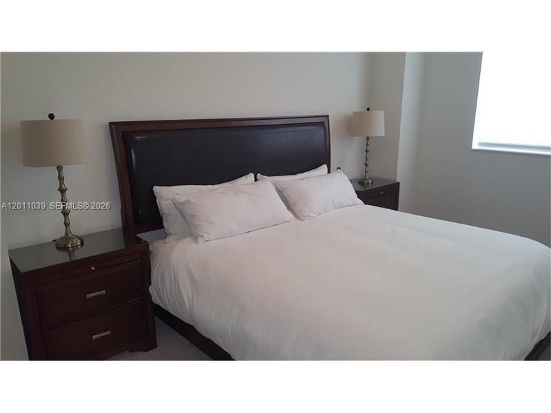 image Nine at Mary Brickell Village6