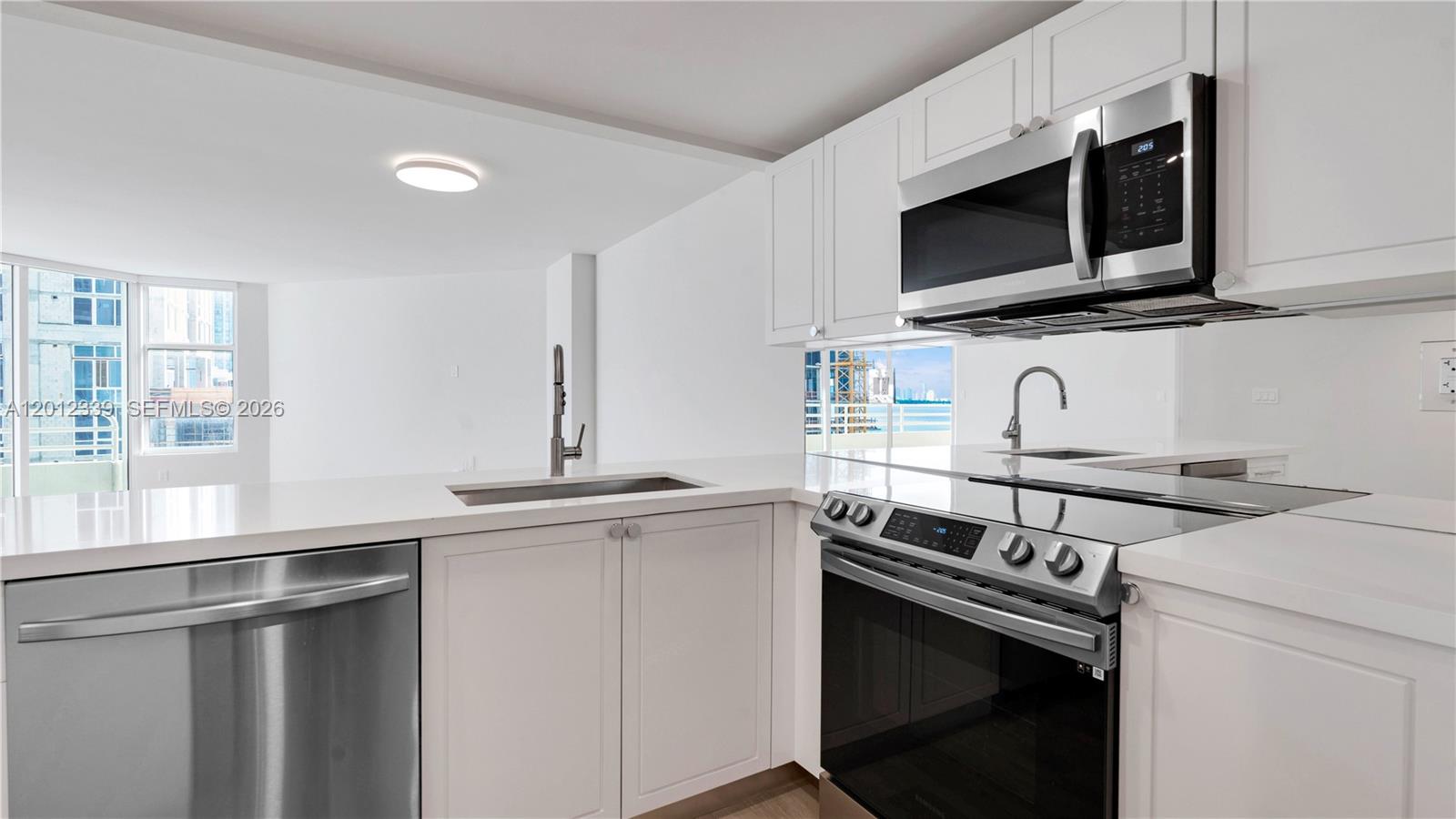555 NE 34th St #209 Miami, FL 33137