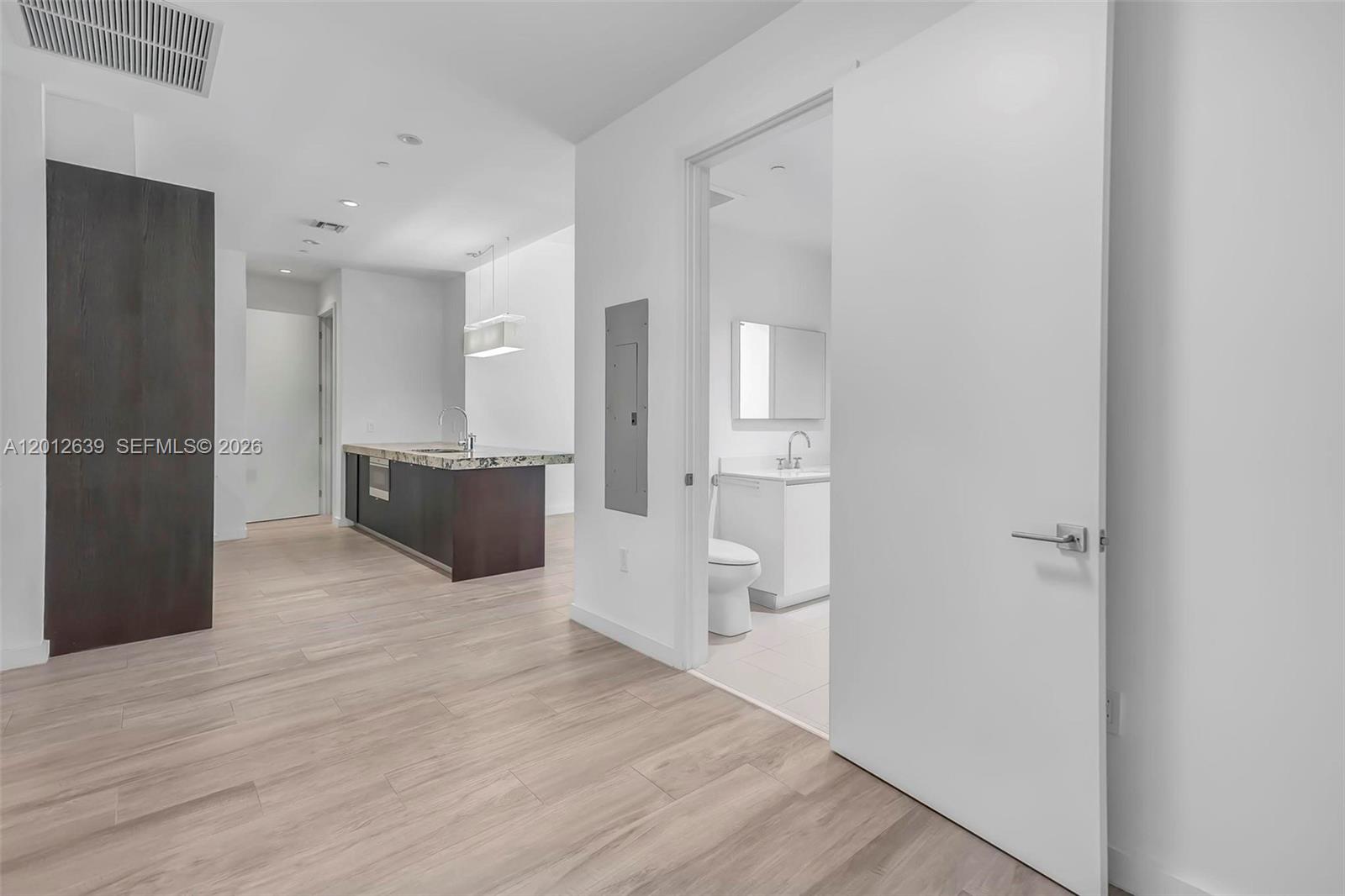 image Park Grove Club Residences10
