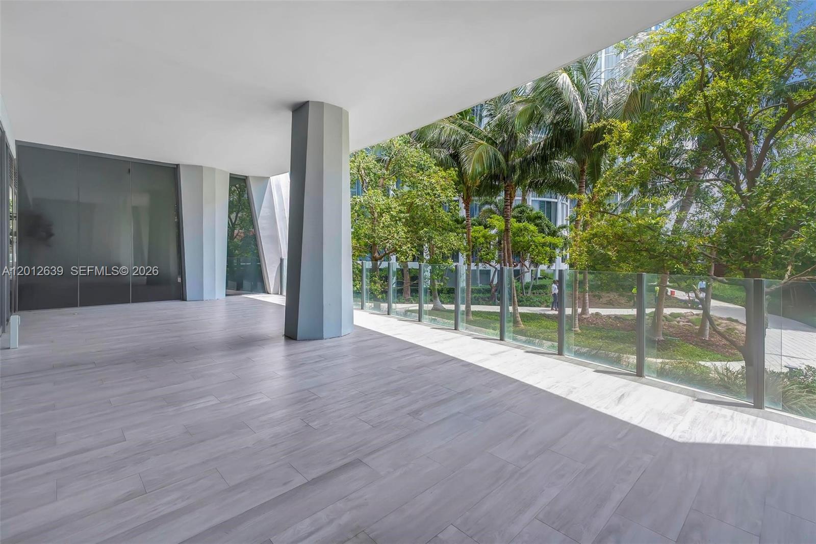 image Park Grove Club Residences14