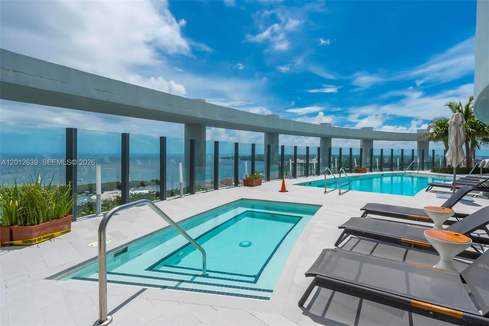 image Park Grove Club Residences17