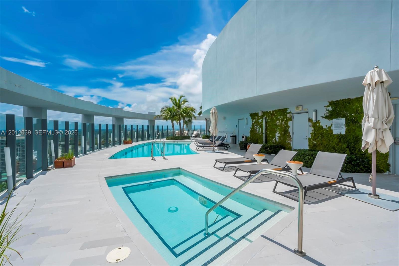 image Park Grove Club Residences18