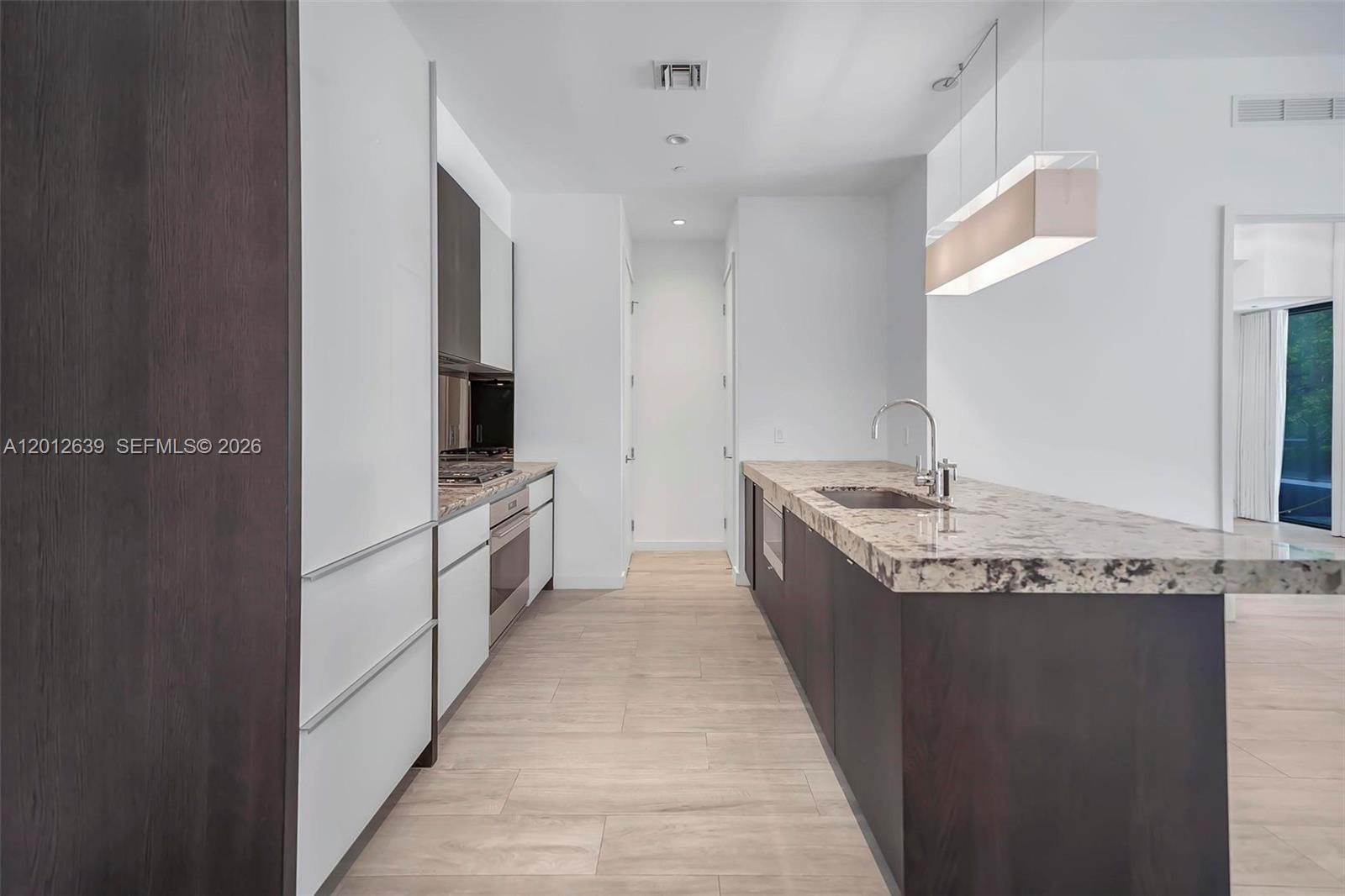 image Park Grove Club Residences1