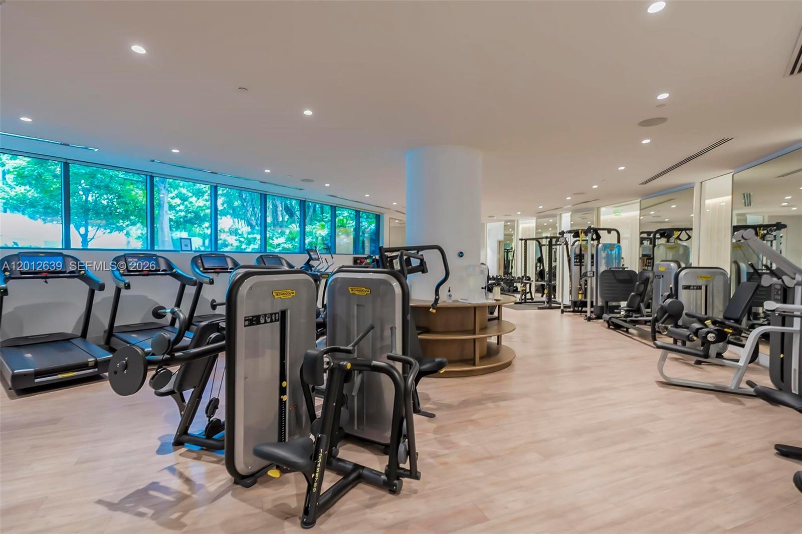 2831 S Bayshore Dr #402 Miami, FL 33133