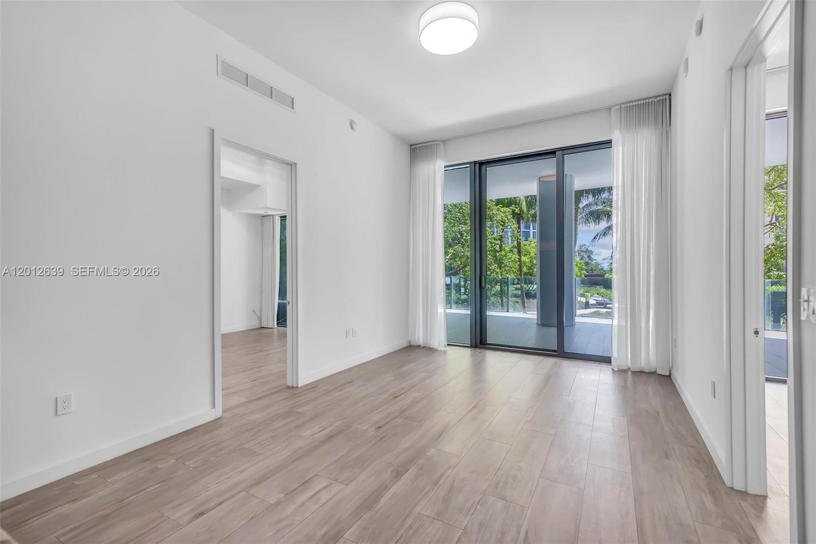 image Park Grove Club Residences3
