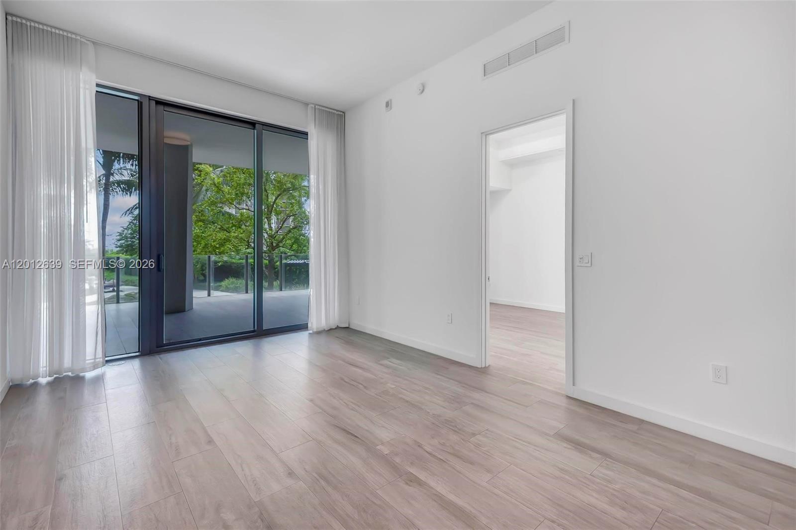 image Park Grove Club Residences4