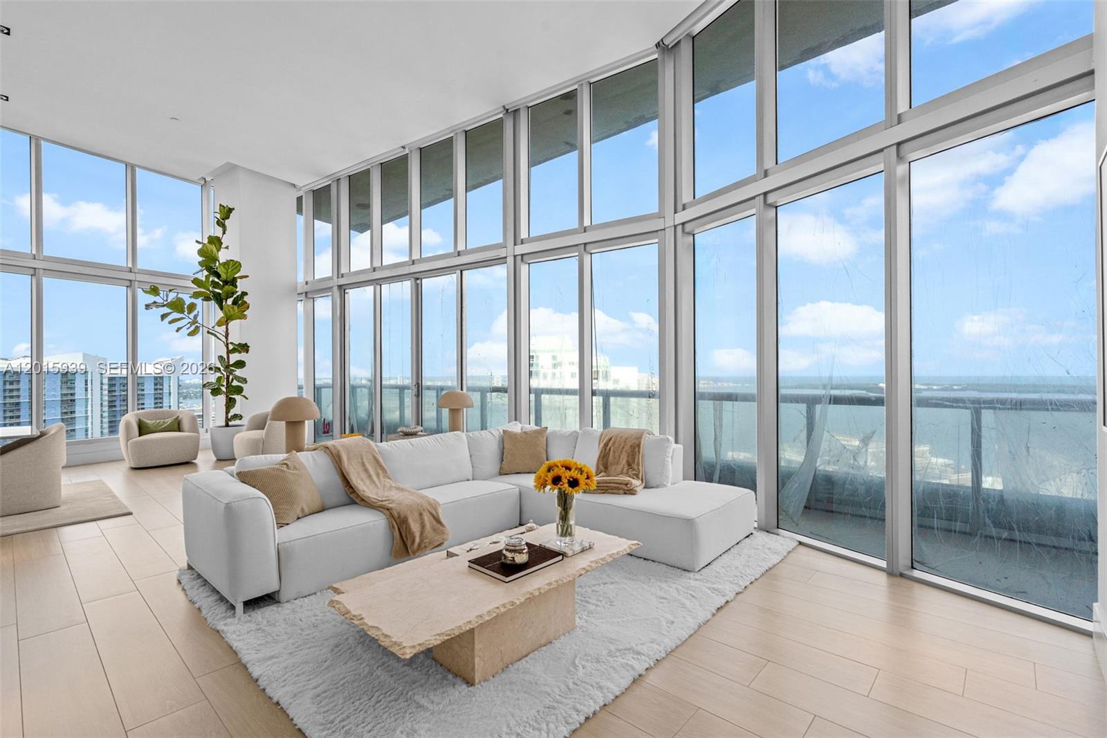 image Icon Brickell I18