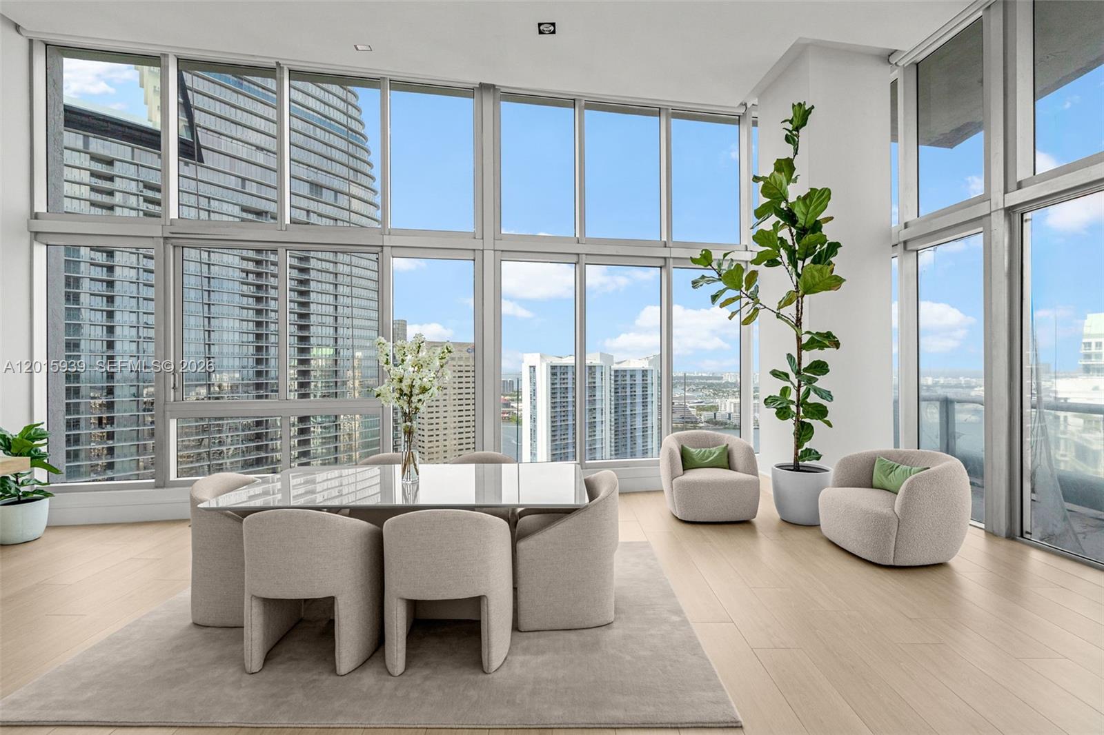image Icon Brickell I23