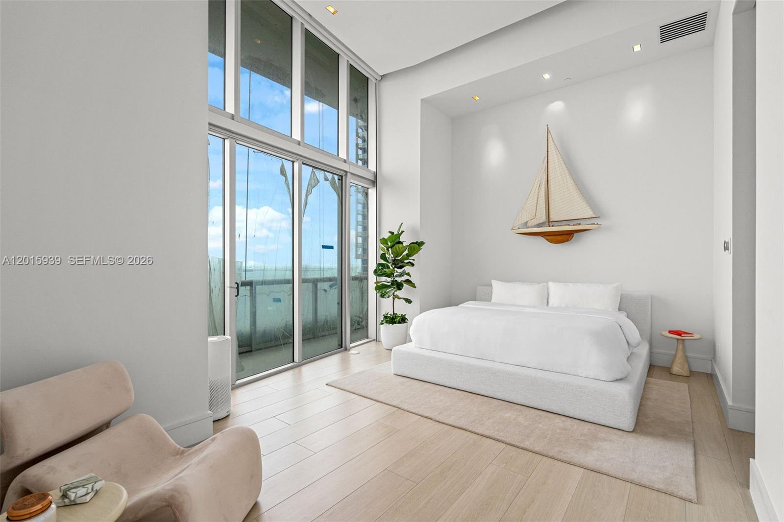 image Icon Brickell I33