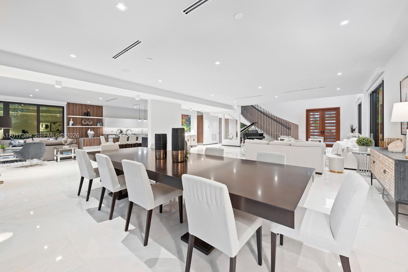 3734 Chase Ave Miami Beach, FL 33140