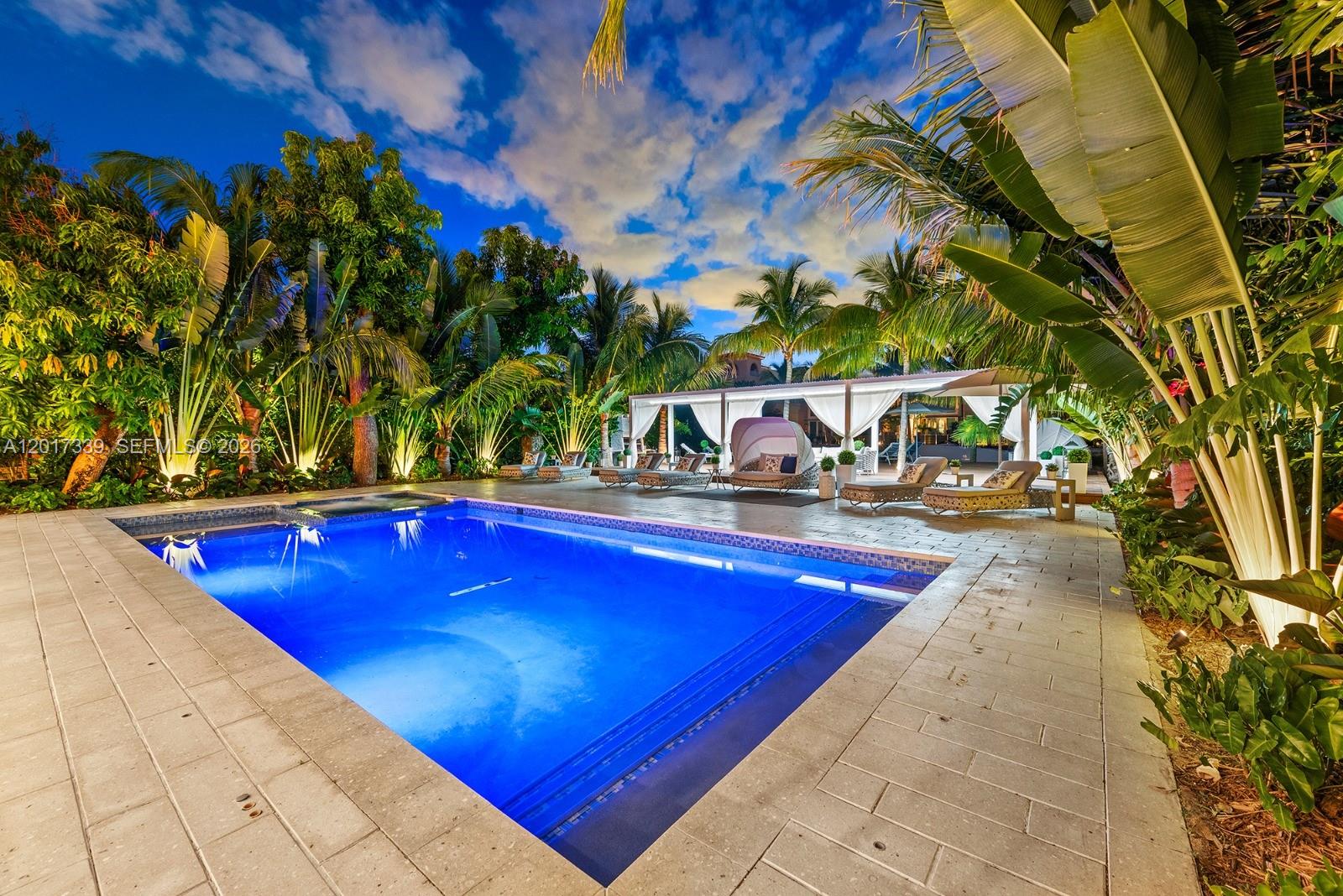 3734 Chase Ave Miami Beach, FL 33140