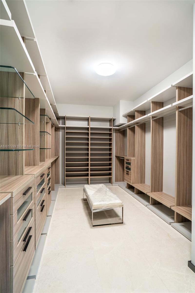 3734 Chase Ave Miami Beach, FL 33140
