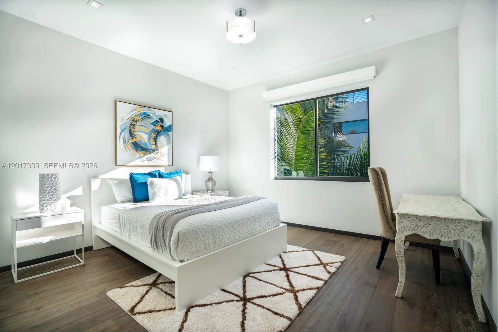 3734 Chase Ave Miami Beach, FL 33140
