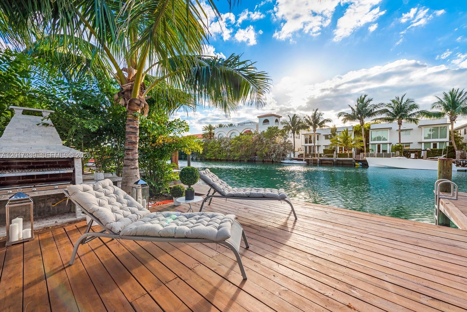 3734 Chase Ave Miami Beach, FL 33140