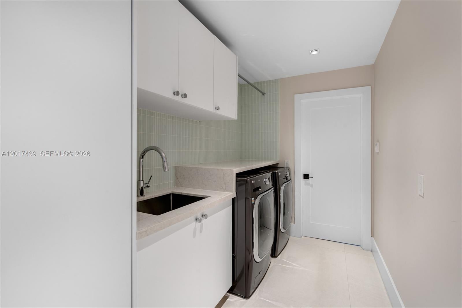 10040 SW 124th St Miami, FL 33176