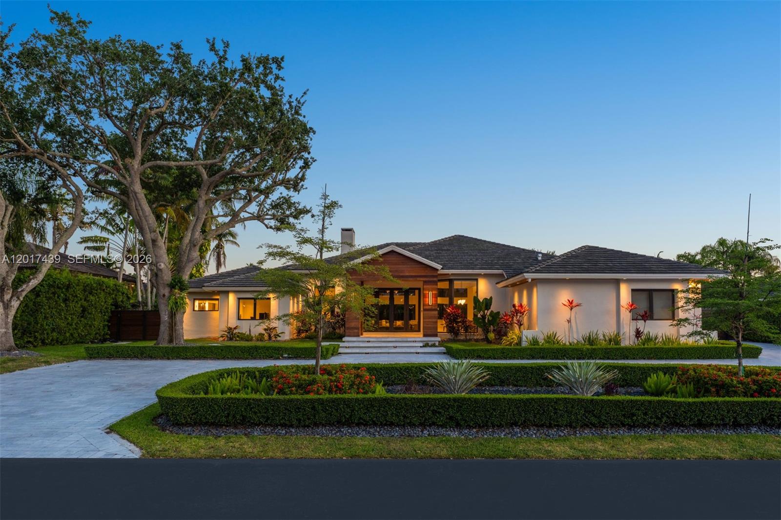 10040 SW 124th St Miami, FL 33176